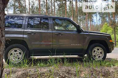 Позашляховик / Кросовер Jeep Patriot 2014 в 