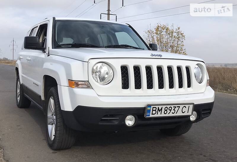 Внедорожник / Кроссовер Jeep Patriot 2015 в Сумах