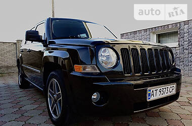 Внедорожник / Кроссовер Jeep Patriot 2010 в Калуше