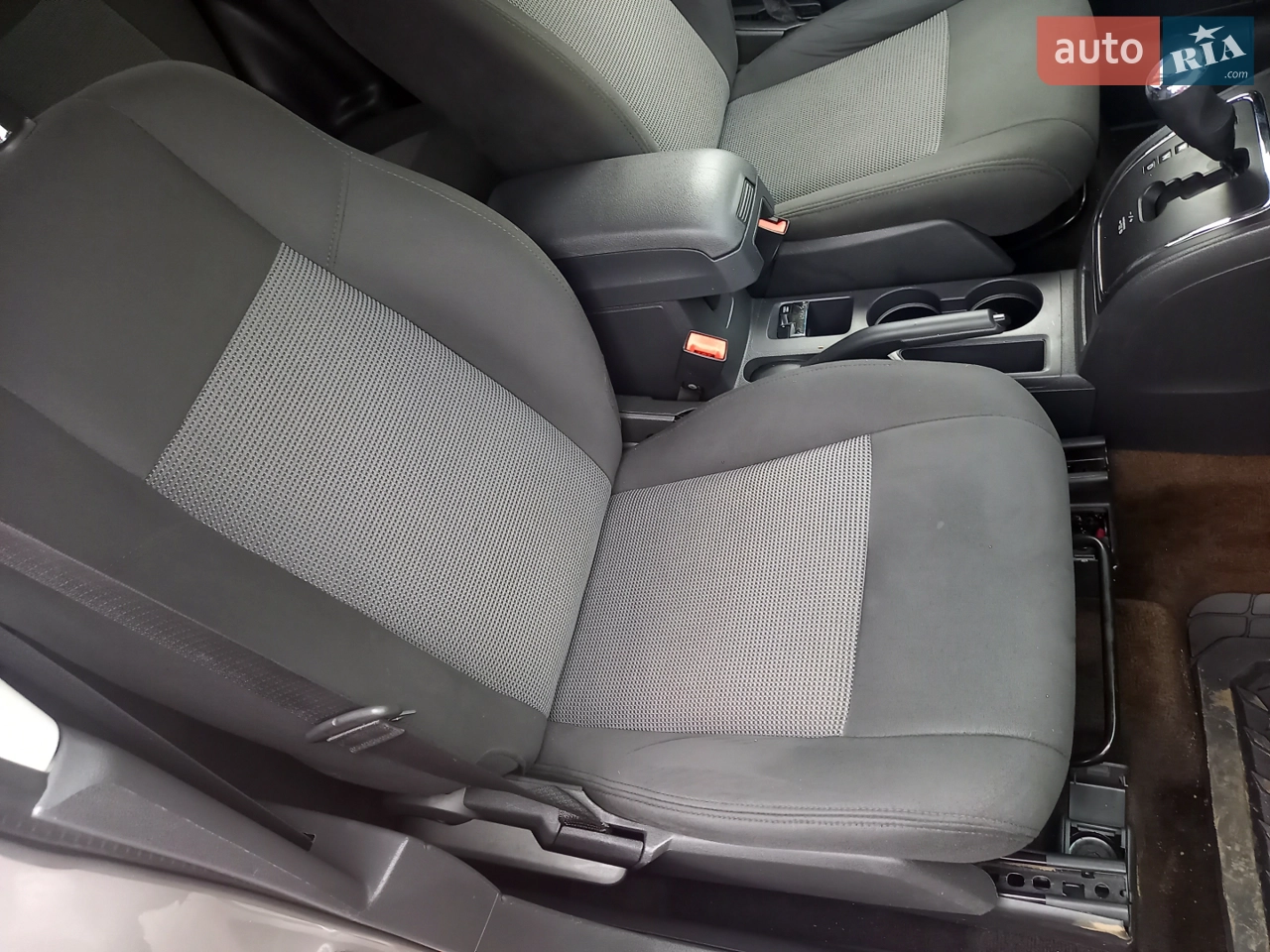 2015 Jeep Liberty (Patriot) - мініатюра 35