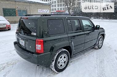 Внедорожник / Кроссовер Jeep Patriot 2010 в Львове