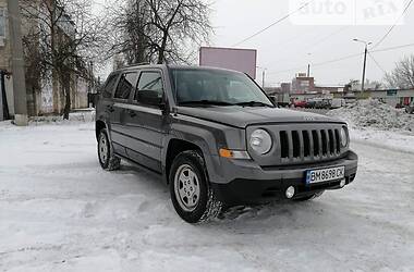 Внедорожник / Кроссовер Jeep Patriot 2011 в Сумах