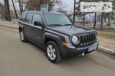 Auto Ria Kupiti Siri Avto Dzhip Patriot Prodazh Jeep Patriot Sirogo Koloru