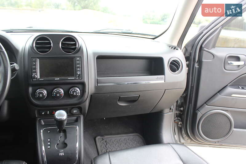 Внедорожник / Кроссовер Jeep Patriot 2011 в Каневе