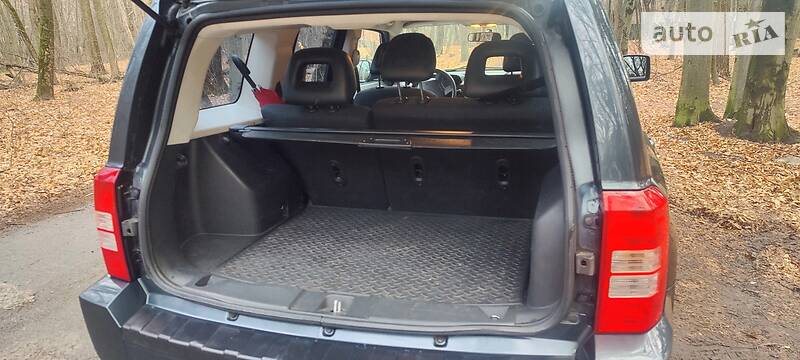 Позашляховик / Кросовер Jeep Patriot 2008 в Ужгороді