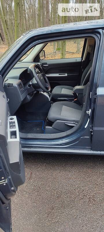 Позашляховик / Кросовер Jeep Patriot 2008 в Ужгороді
