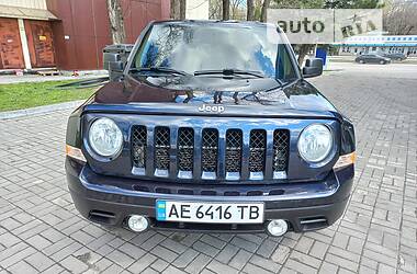 Внедорожник / Кроссовер Jeep Patriot 2010 в Днепре