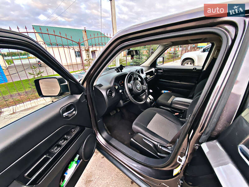 Позашляховик / Кросовер Jeep Patriot 2014 в Сумах