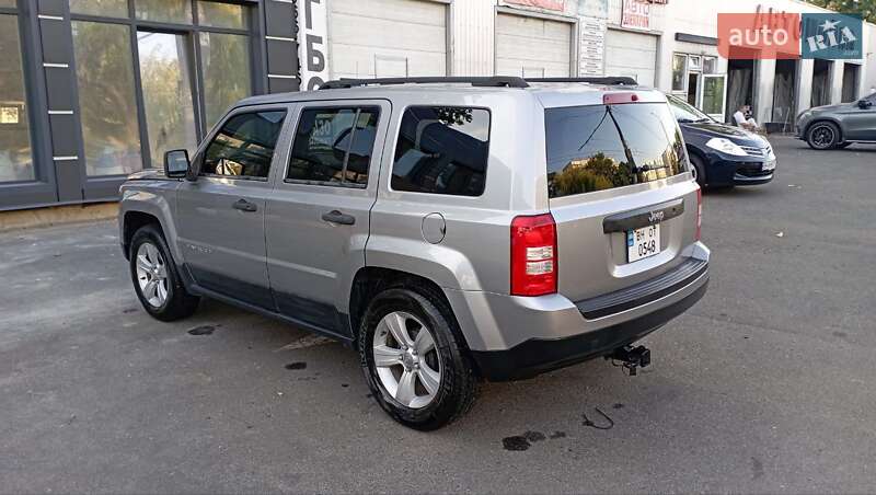 Позашляховик / Кросовер Jeep Patriot 2014 в Одесі