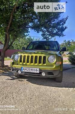 Позашляховик / Кросовер Jeep Patriot 2012 в Житомирі