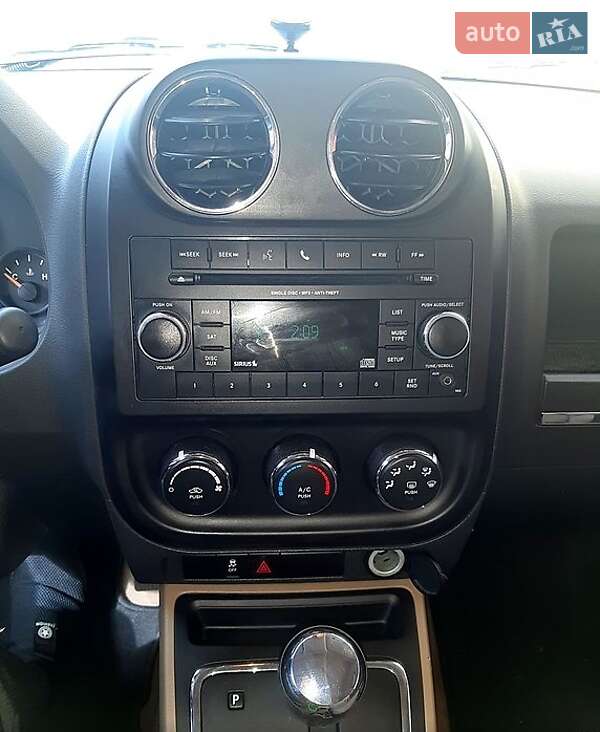 Внедорожник / Кроссовер Jeep Patriot 2015 в Ровно