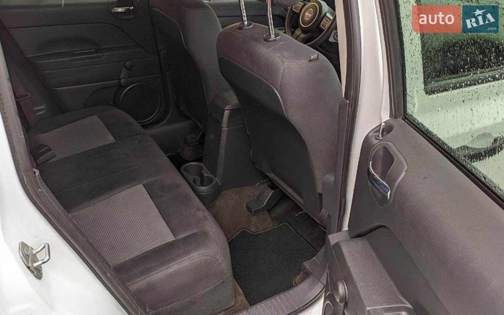 2015 Jeep Liberty (Patriot) - мініатюра 9