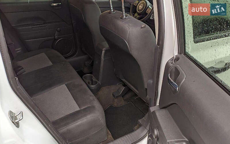 Позашляховик / Кросовер Jeep Patriot 2015 в Львові