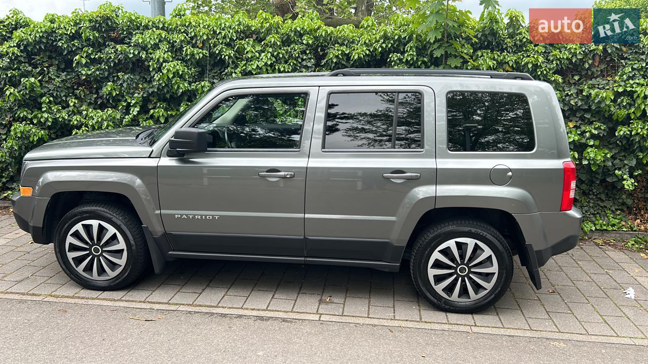 2014 Jeep Liberty (Patriot) - мініатюра 17