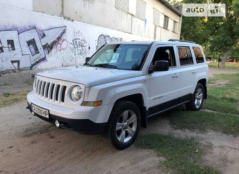 Внедорожник / Кроссовер Jeep Patriot 2014 в Черкассах