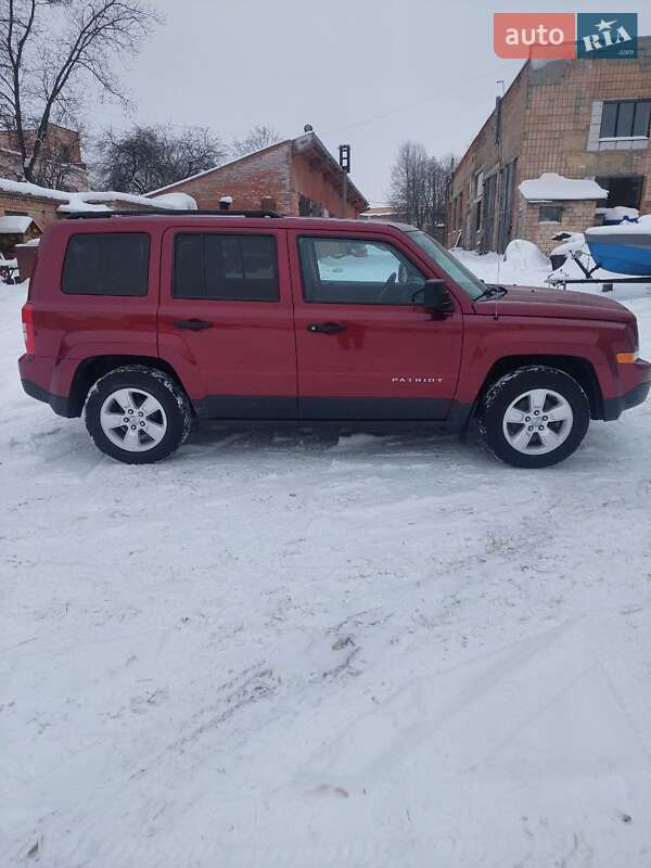 Позашляховик / Кросовер Jeep Patriot 2016 в Чернігові