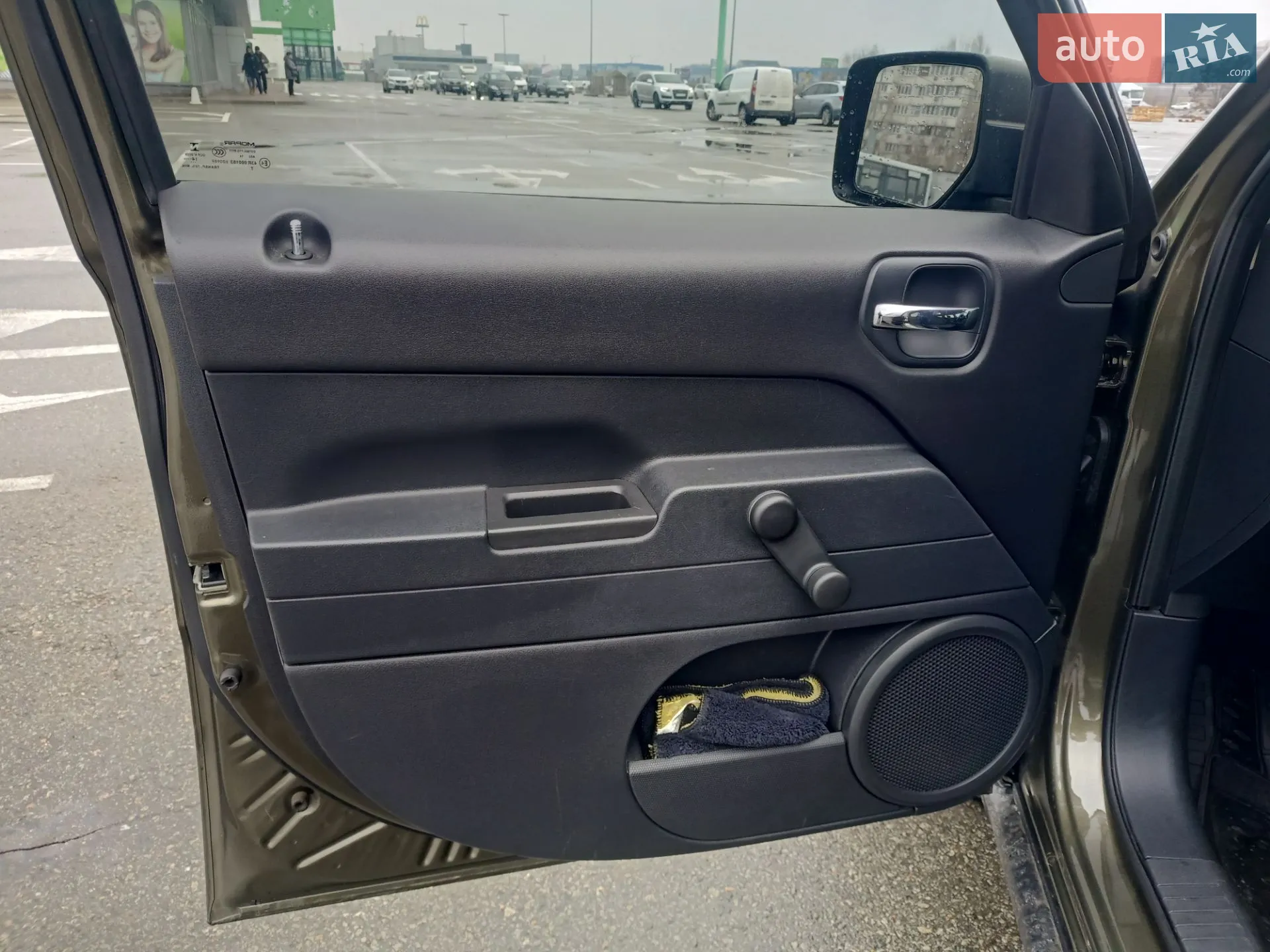 2014 Jeep Liberty (Patriot) - мініатюра 8