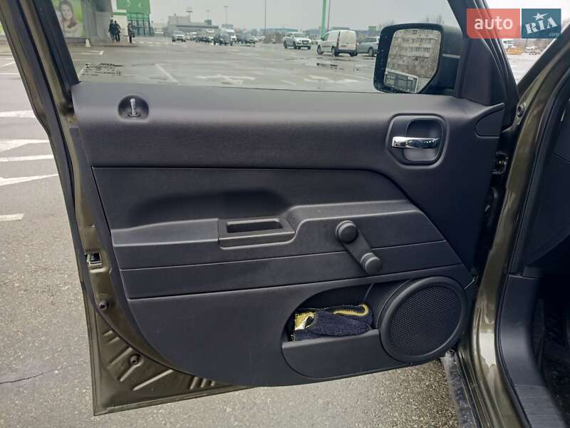 Внедорожник / Кроссовер Jeep Patriot 2014 в Киеве фото 8 Внедорожник / Кроссовер Jeep Patriot 2014 в Киеве