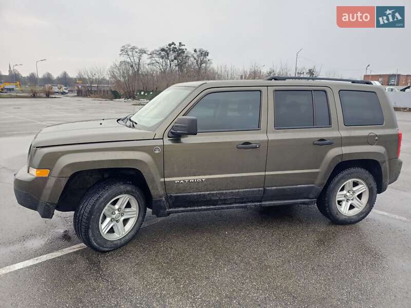 Внедорожник / Кроссовер Jeep Patriot 2014 в Киеве фото 4 Внедорожник / Кроссовер Jeep Patriot 2014 в Киеве
