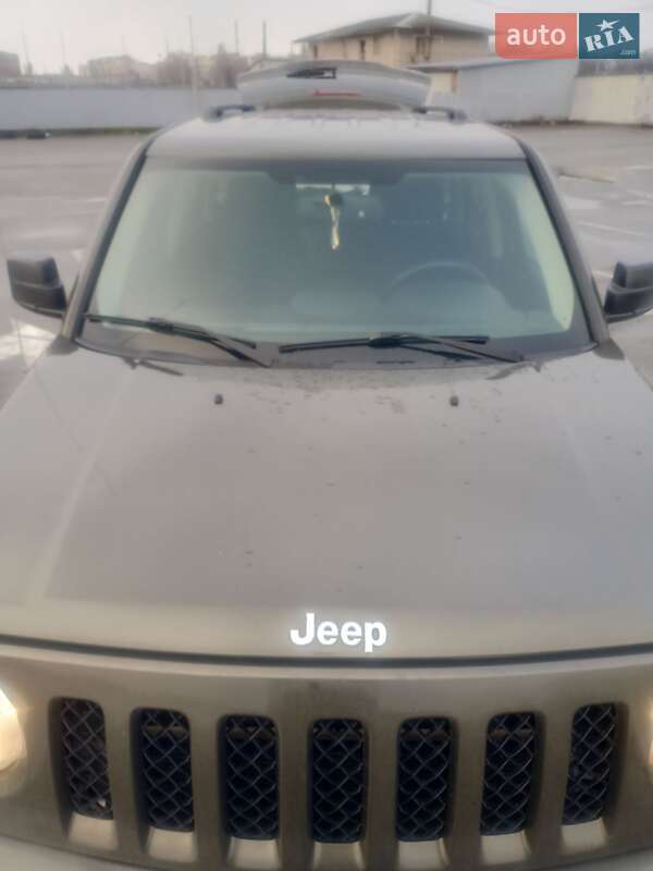 Внедорожник / Кроссовер Jeep Patriot 2014 в Киеве фото 14 Внедорожник / Кроссовер Jeep Patriot 2014 в Киеве