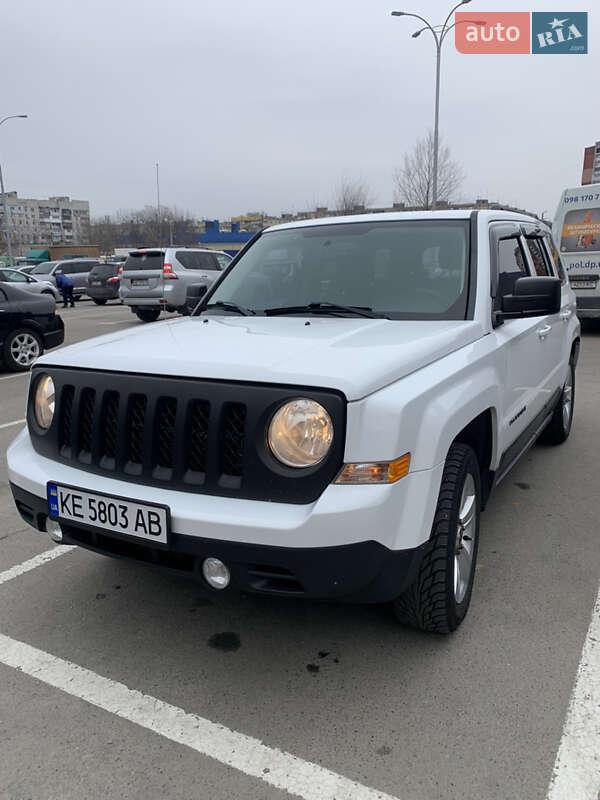 Позашляховик / Кросовер Jeep Patriot 2013 в Дніпрі
