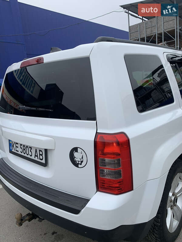 Позашляховик / Кросовер Jeep Patriot 2013 в Дніпрі