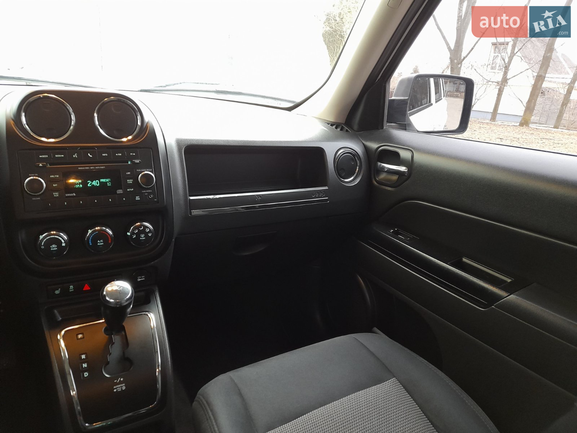 2013 Jeep Liberty (Patriot) - мініатюра 40