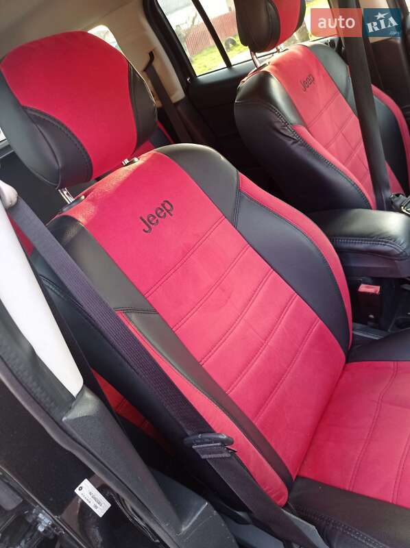 Внедорожник / Кроссовер Jeep Patriot 2010 в Тараще