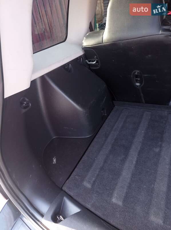 Внедорожник / Кроссовер Jeep Patriot 2010 в Тараще