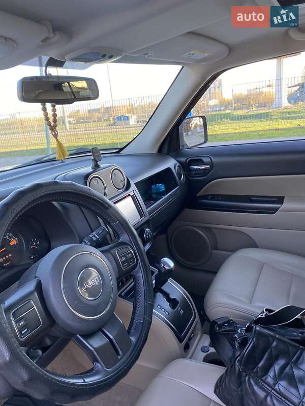 Внедорожник / Кроссовер Jeep Patriot 2016 в Полтаве