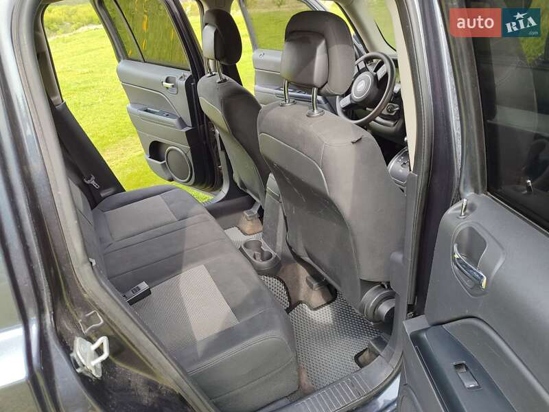 Позашляховик / Кросовер Jeep Patriot 2014 в Острозі