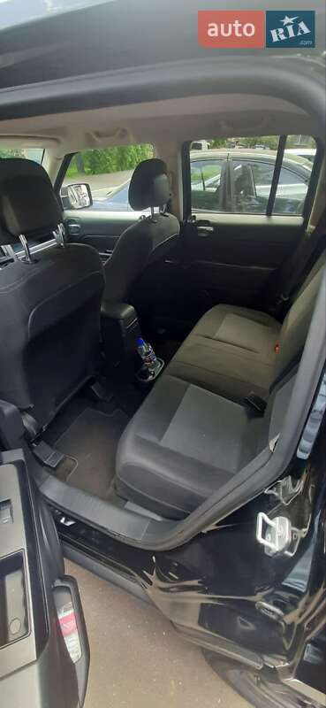 Позашляховик / Кросовер Jeep Patriot 2015 в Києві