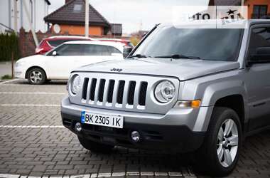 Позашляховик / Кросовер Jeep Patriot 2015 в Рівному