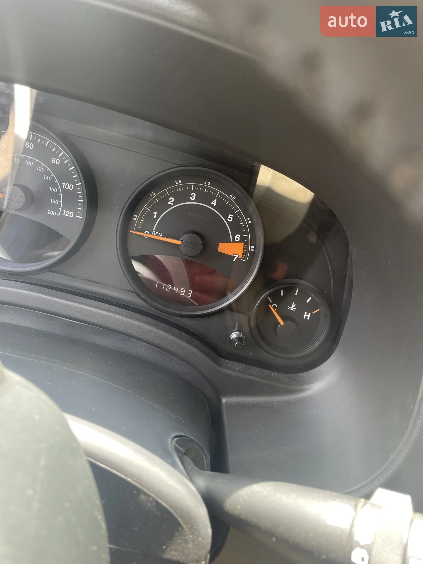 2016 Jeep Liberty (Patriot) - мініатюра 8