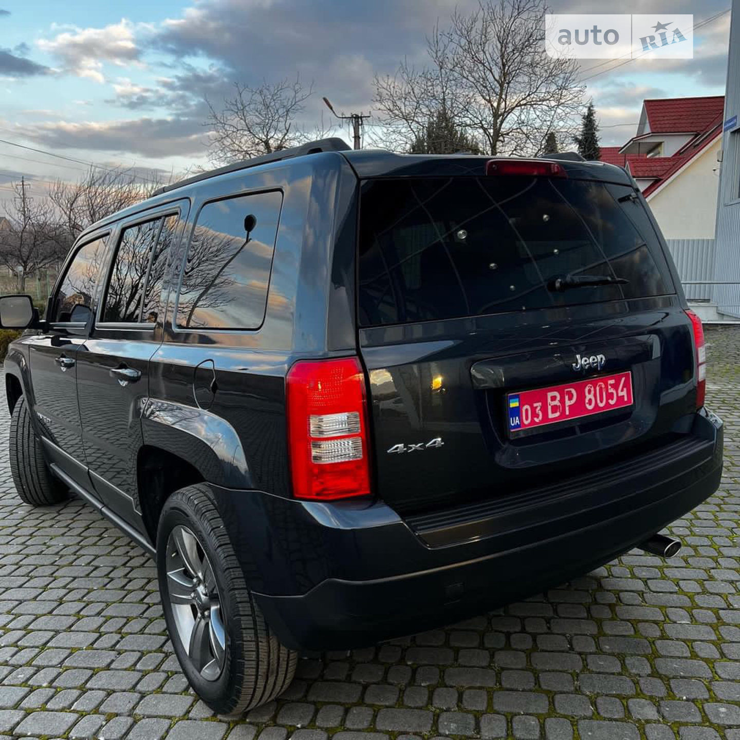2015 Jeep Liberty (Patriot) - мініатюра 2
