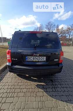 Внедорожник / Кроссовер Jeep Patriot 2014 в Киеве