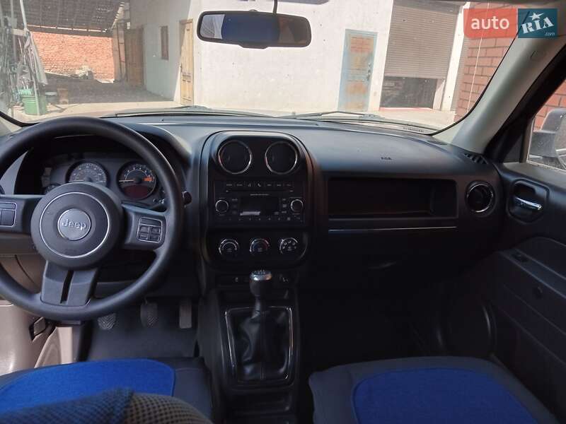 Позашляховик / Кросовер Jeep Patriot 2016 в Красилові