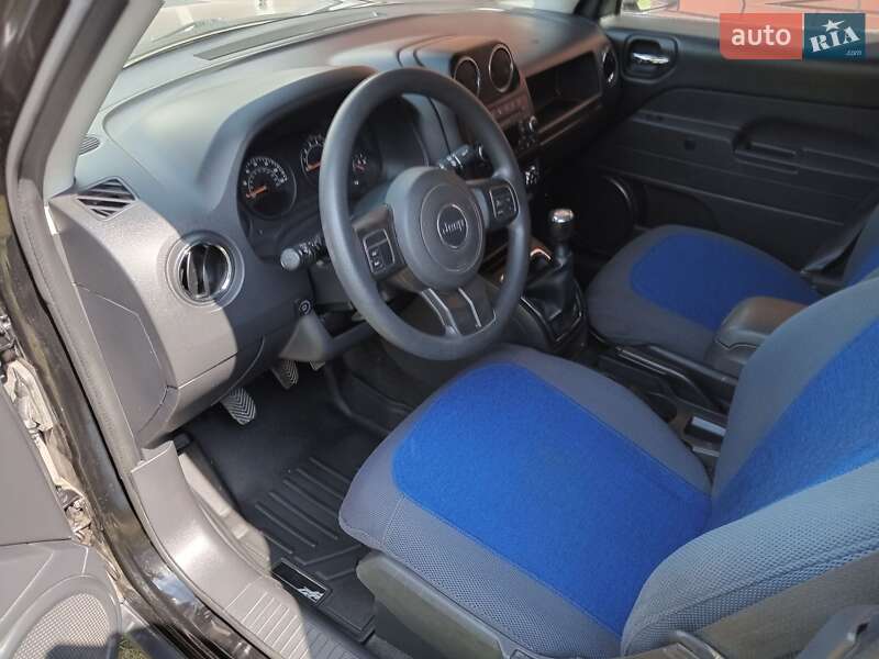 Позашляховик / Кросовер Jeep Patriot 2016 в Красилові