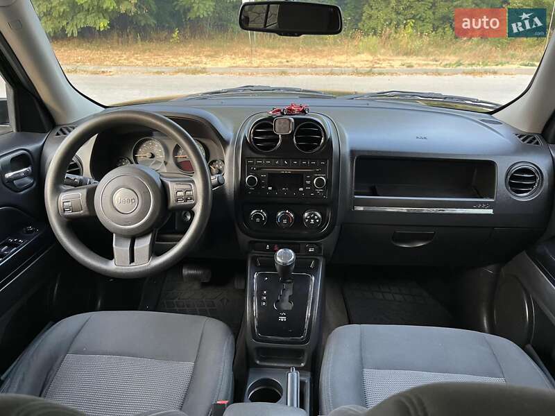 Позашляховик / Кросовер Jeep Patriot 2014 в Запоріжжі