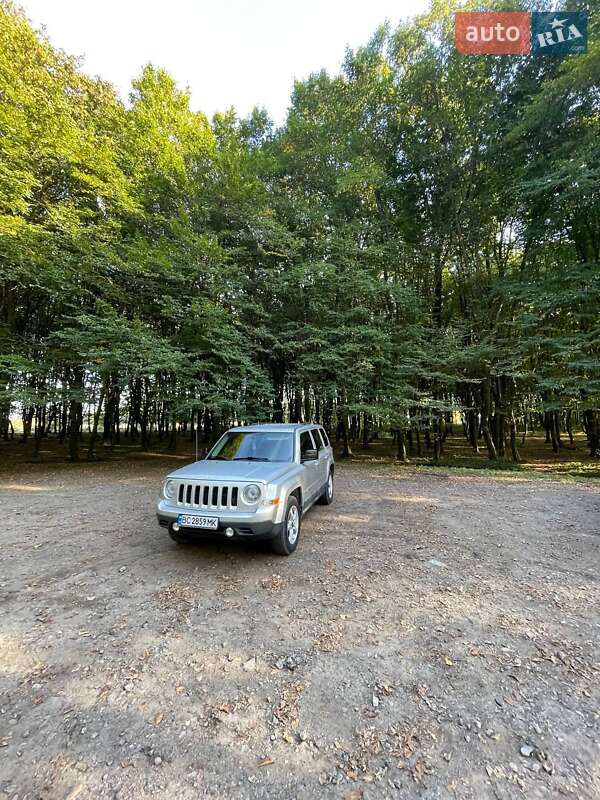 Позашляховик / Кросовер Jeep Patriot 2011 в Львові