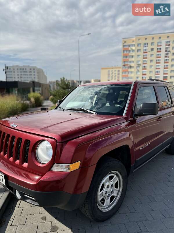 Позашляховик / Кросовер Jeep Patriot 2015 в Хмельницькому