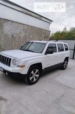 Внедорожник / Кроссовер Jeep Patriot 2015 в Чернигове