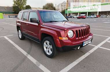 Внедорожник / Кроссовер Jeep Patriot 2015 в Киеве