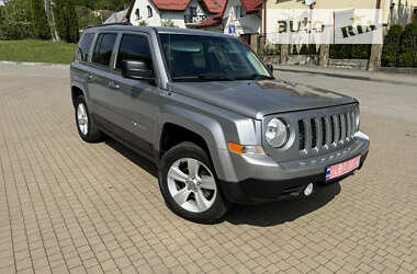 Позашляховик / Кросовер Jeep Patriot 2016 в Львові