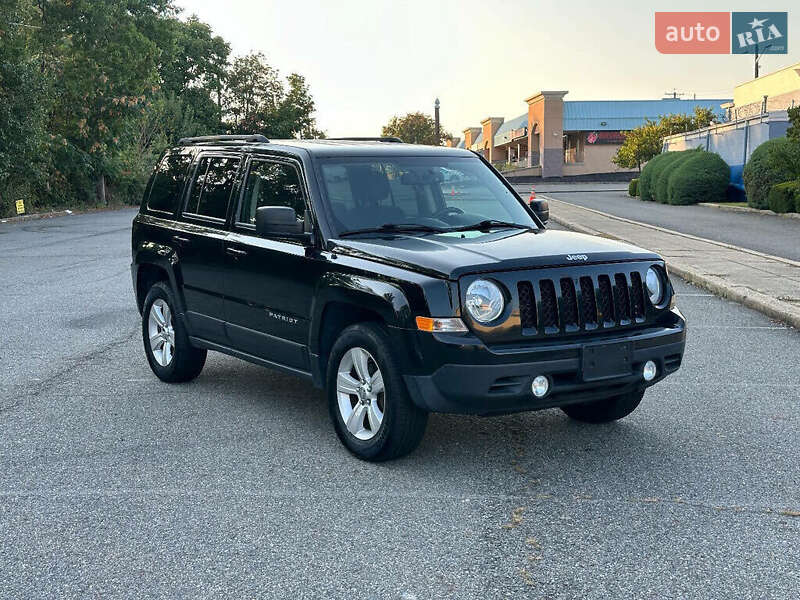 Позашляховик / Кросовер Jeep Patriot 2016 в 