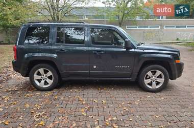 Внедорожник / Кроссовер Jeep Patriot 2014 в Чернигове