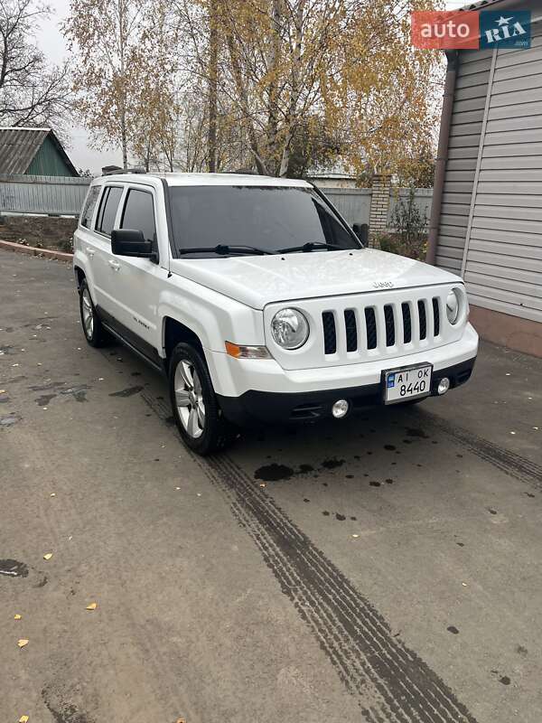 Позашляховик / Кросовер Jeep Patriot 2016 в Новоархангельську