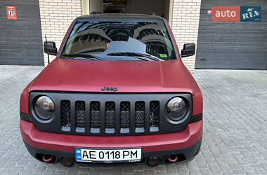 Внедорожник / Кроссовер Jeep Patriot 2015 в Днепре