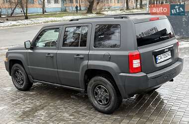 Позашляховик / Кросовер Jeep Patriot 2010 в Кам'янському