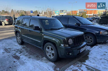 Внедорожник / Кроссовер Jeep Patriot 2008 в Ровно